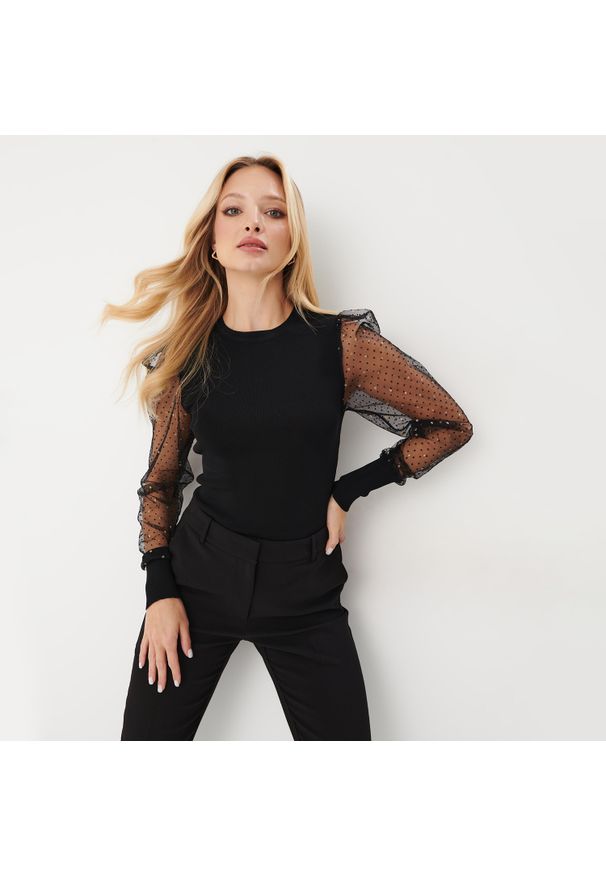 Mohito - Czarny sweter z ozdobnymi rękawami - Czarny. Kolor: czarny
