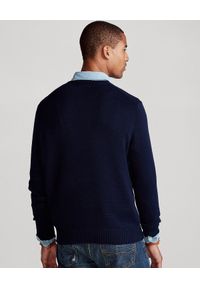Ralph Lauren - RALPH LAUREN - Granatowy sweter z bawełny Regular Fit. Typ kołnierza: polo. Kolor: niebieski. Materiał: bawełna. Wzór: haft, ze splotem. Styl: klasyczny #2