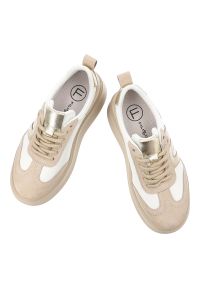 Sneakersy damskie Filippo, cholewka ze skóry naturalnej klasyczne sznurowanie na podwyższonej podeszwie, beżowe, DP7514/26. Okazja: na co dzień. Zapięcie: sznurówki. Kolor: biały. Materiał: skóra. Szerokość cholewki: normalna #4