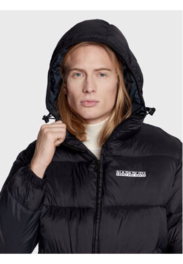 Napapijri Kurtka zimowa Suomi NP0A4GJE Czarny Regular Fit. Kolor: czarny. Materiał: syntetyk. Sezon: zima