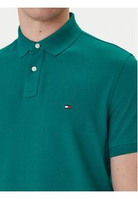 TOMMY HILFIGER - Tommy Hilfiger Polo 1985 MW0MW17770 Zielony Regular Fit. Typ kołnierza: polo. Kolor: zielony. Materiał: bawełna #2