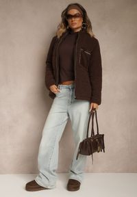 Renee - Brązowa Pikowana Kurtka z Futerkiem Teddy Olenesia. Okazja: na co dzień. Kolor: brązowy. Materiał: futro. Styl: casual