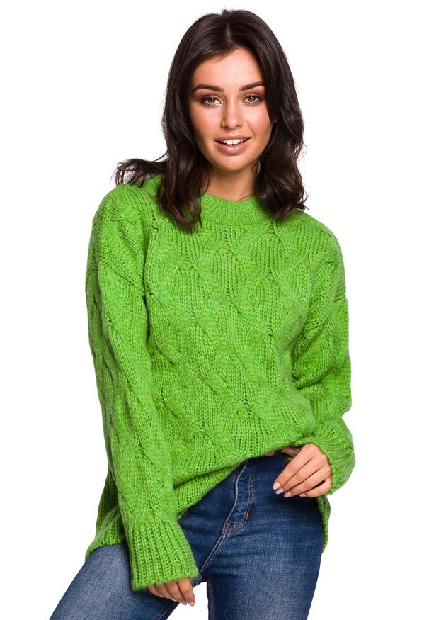 Zielony sweter oversize MOE