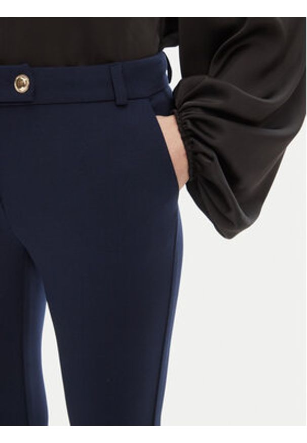 Rinascimento Spodnie materiałowe CFC0122742003 Granatowy Regular Fit. Kolor: niebieski. Materiał: syntetyk