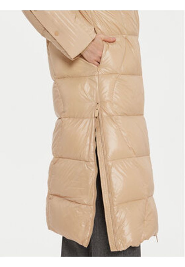 ViCOLO Kurtka puchowa TS0025 Beżowy Regular Fit. Kolor: beżowy. Materiał: syntetyk