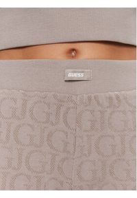 Guess Spodnie materiałowe Logo V4RB13 KC2W0 Szary Relaxed Fit. Kolor: szary. Materiał: bawełna