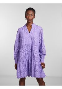 YAS Sukienka codzienna 26027162 Fioletowy Regular Fit. Okazja: na co dzień. Kolor: fioletowy. Materiał: bawełna. Typ sukienki: proste. Styl: casual