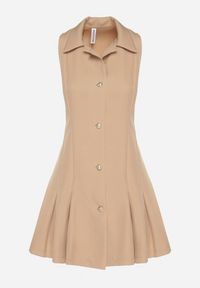 Born2be - Ciemnobeżowa Koszulowa Sukienka z Ozdobnymi Guzikami Redellee. Okazja: na spacer, na co dzień. Typ kołnierza: kołnierzyk klasyczny. Kolor: beżowy. Typ sukienki: koszulowe. Styl: casual, klasyczny #7