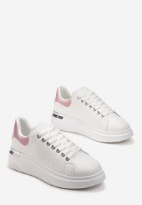 Renee - Biało-Różowe Sneakersy na Platformie z Metaliczną Wstawką Sissis. Okazja: na co dzień. Kolor: różowy. Obcas: na platformie