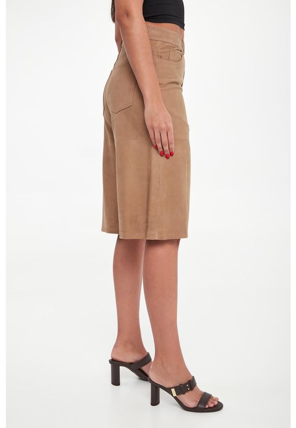 Marella - Bermudy damskie z zamszowej skóry MLLSCOGLIO MARELLA. Materiał: skóra, zamsz