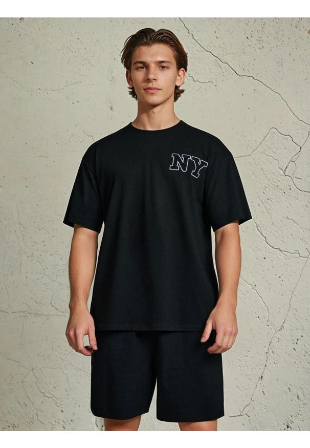 Sinsay - Dwuczęściowa piżama oversize z haftem - wielobarwny. Wzór: haft