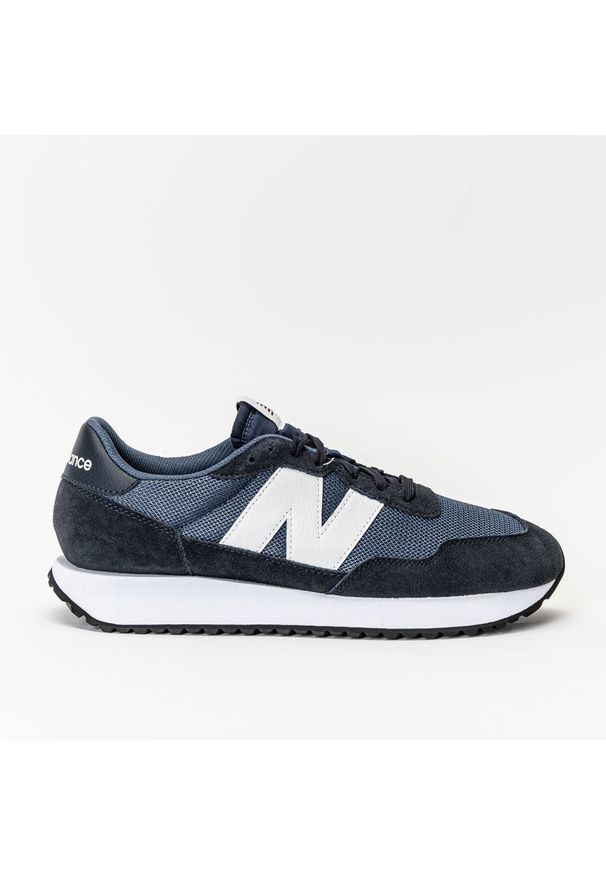 Buty sportowe męskie New Balance MS237 (MS237CA). Okazja: na co dzień. Kolor: niebieski. Materiał: skóra, materiał, zamsz. Szerokość cholewki: normalna. Wzór: aplikacja