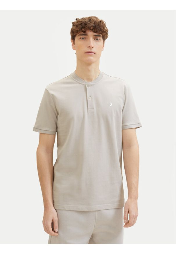 Tom Tailor Denim Polo 1041183 Beżowy Regular Fit. Typ kołnierza: polo. Kolor: beżowy. Materiał: bawełna