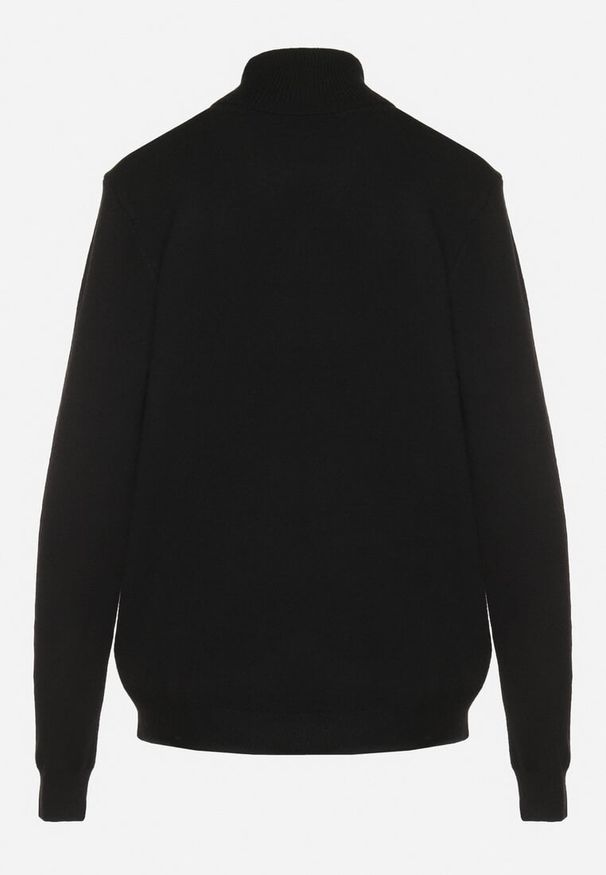 Born2be - Czarny Klasyczny Golf z Wiskozą i Bawełną Lerella. Okazja: do pracy, na co dzień. Typ kołnierza: golf. Kolekcja: plus size. Kolor: czarny. Materiał: bawełna, wiskoza. Styl: klasyczny