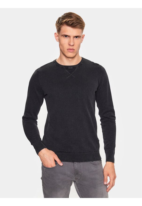 Blend Sweter 20715135 Czarny Regular Fit. Kolor: czarny. Materiał: bawełna