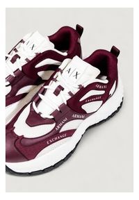 Armani Exchange Sneakersy XDX120 XV708 MZ134 Bordowy. Kolor: czerwony. Materiał: materiał