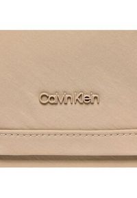 Calvin Klein Saszetka Ck Faded Ew 2G Xbody K50K511231 Beżowy. Kolor: beżowy. Materiał: skóra