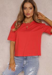 Renee - Czerwony T-shirt Clathera. Kolor: czerwony. Materiał: bawełna, jeans. Długość rękawa: krótki rękaw. Długość: krótkie. Wzór: gładki, jednolity