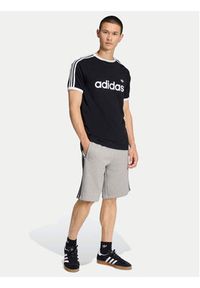 Adidas - adidas Szorty sportowe 3-Stripes KE2433 Szary Regular Fit. Kolor: szary. Materiał: bawełna. Styl: sportowy #4