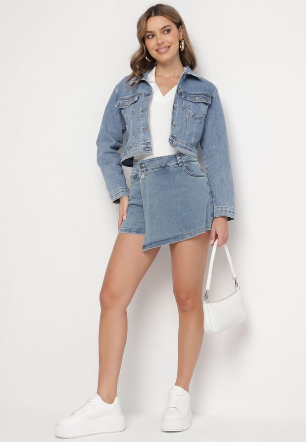 Born2be - Niebieskie Bawełniane Spódnico-Szorty o Asymetrycznym Kroju Finavia. Okazja: na co dzień. Kolor: niebieski. Materiał: bawełna. Styl: casual, elegancki, klasyczny