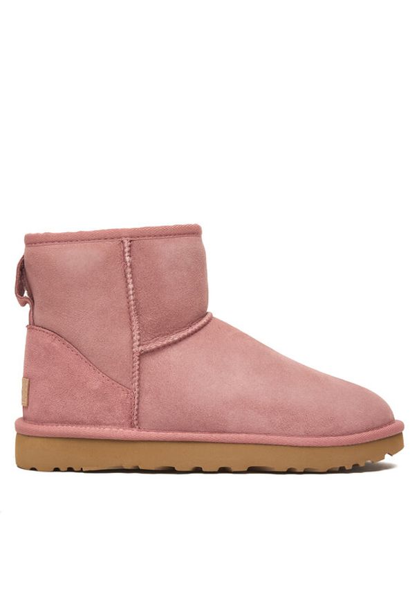 Ugg Śniegowce W Classic Mini II 1016222 Różowy. Kolor: różowy. Materiał: zamsz, skóra
