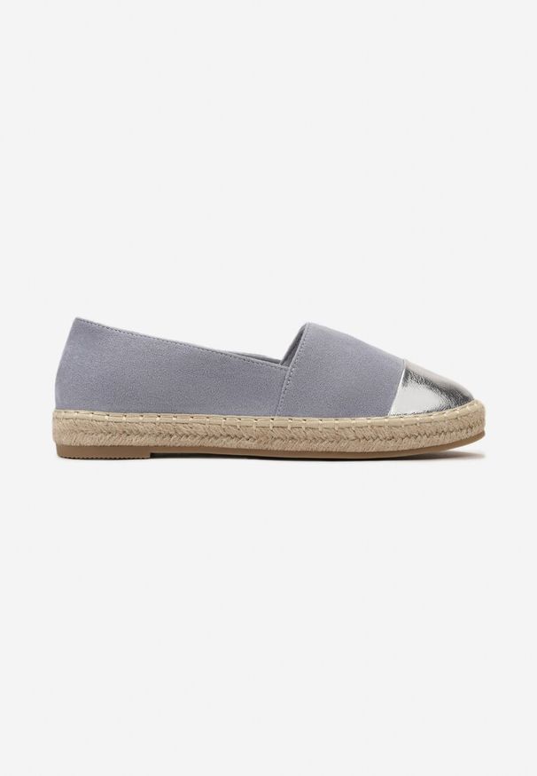 Born2be - Niebieskie Espadryle na Płaskiej Podeszwie z Plecionki i Lakierowanym Noskiem Arilaisa. Kolor: niebieski. Materiał: lakier. Sezon: lato. Obcas: na płaskiej podeszwie. Styl: boho, elegancki