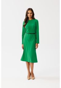 MOE - Zielona Midi Sukienka Trapezowa z Przeszyciami. Kolor: zielony. Materiał: wiskoza, poliester, elastan. Typ sukienki: trapezowe. Długość: midi