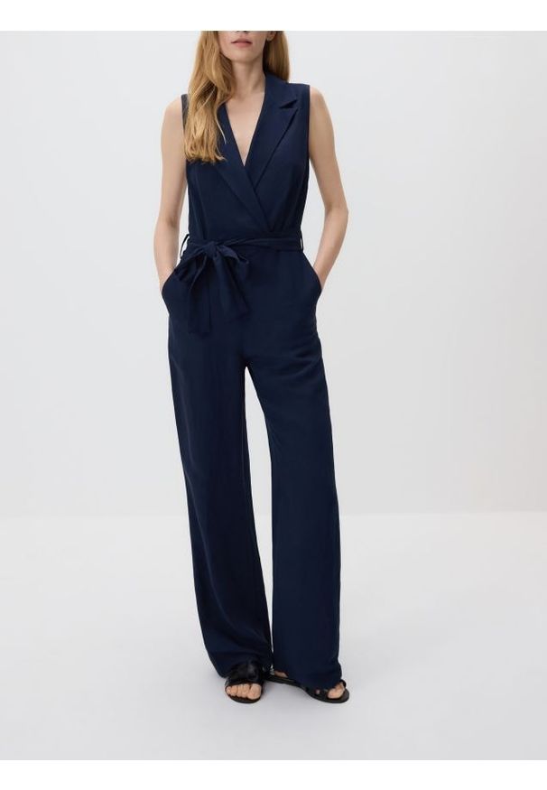 Reserved - Kombinezon z dodatkiem lnu - granatowy. Kolor: niebieski. Materiał: len. Typ sukienki: proste