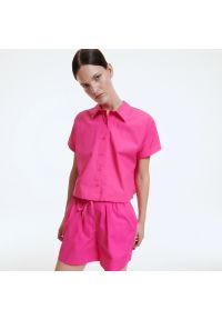 Reserved - Koszula z krótkim rękawem - Różowy. Kolor: różowy. Długość rękawa: krótki rękaw. Długość: krótkie