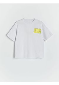 Reserved - T-shirt oversize z nadrukiem - jasnoszary. Kolor: szary. Materiał: dzianina, bawełna. Wzór: nadruk