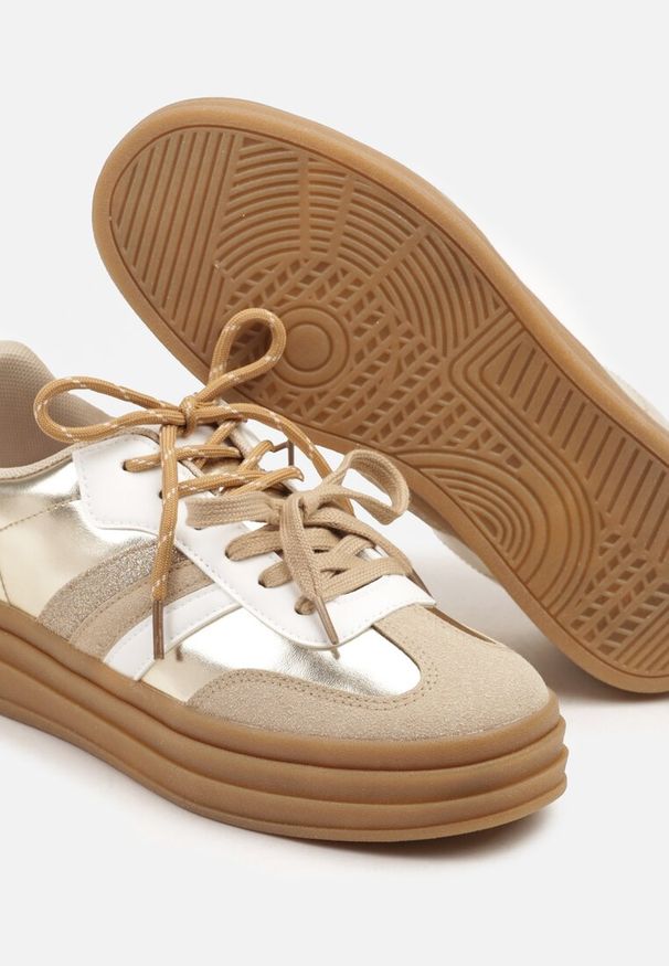 Renee - Złote Sneakersy w Stylu Tenisówek Ozdobione Brokatem Teladriena. Okazja: na co dzień. Kolor: złoty. Materiał: jeans. Wzór: aplikacja