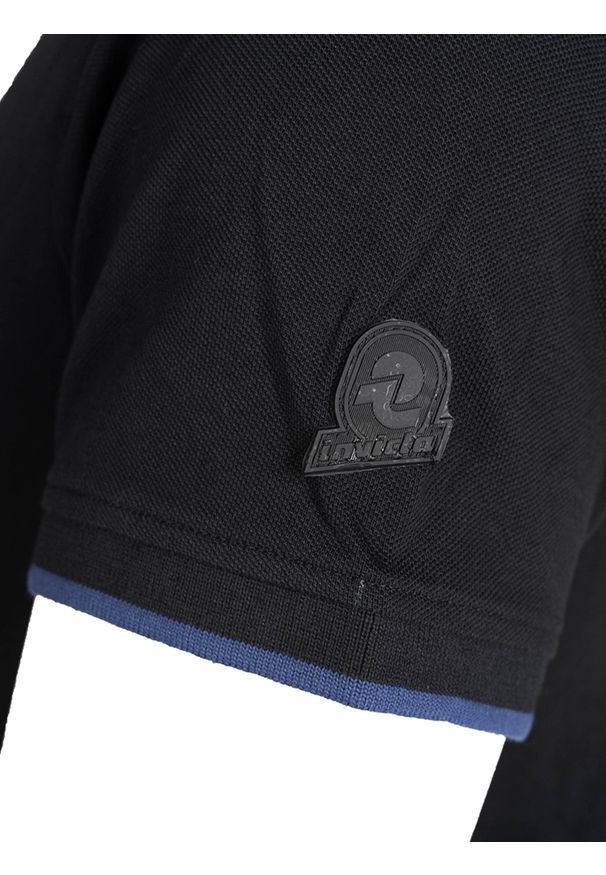 Invicta Koszulka Polo | 4452240 / U | Mężczyzna | Czarny. Okazja: na co dzień. Typ kołnierza: polo. Kolor: czarny. Materiał: bawełna. Długość rękawa: krótki rękaw. Wzór: aplikacja. Styl: klasyczny, casual