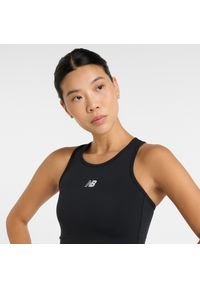 Koszulka damska New Balance WT51156BK – czarna. Kolor: czarny. Materiał: tkanina, poliester. Wzór: aplikacja. Sport: fitness #3