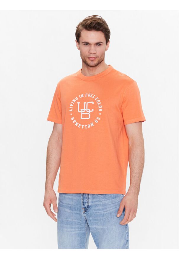 United Colors of Benetton - United Colors Of Benetton T-Shirt 3YR3U1050 Pomarańczowy Regular Fit. Kolor: pomarańczowy. Materiał: bawełna