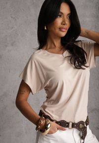 Renee - Beżowy Wiskozowy T-shirt z Dekoltem V Eupharis. Okazja: na co dzień. Typ kołnierza: dekolt w kształcie V. Kolor: beżowy. Materiał: wiskoza. Styl: casual, elegancki #2