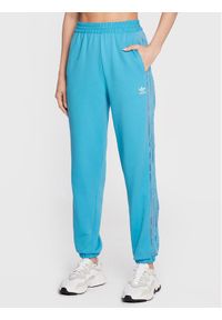 Adidas - adidas Spodnie dresowe adicolor Classics HC4578 Niebieski Relaxed Fit. Kolor: niebieski. Materiał: bawełna