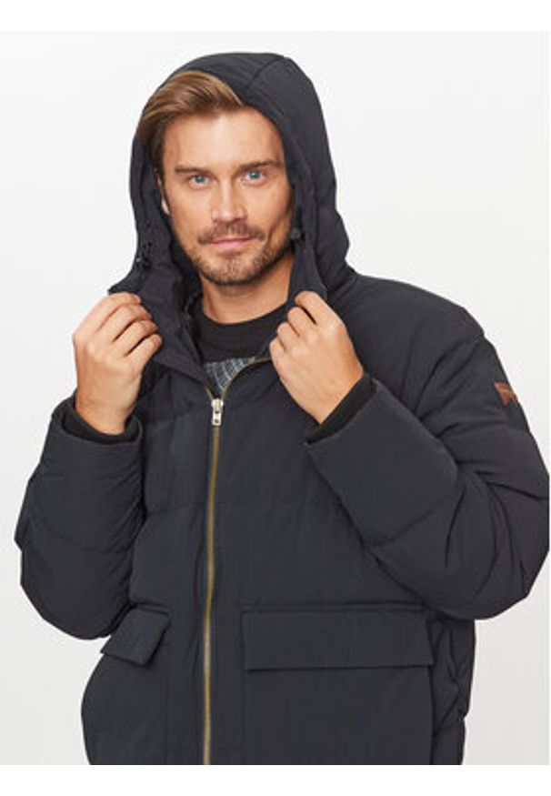 Wrangler Kurtka przejściowa 112341014 Czarny Oversize. Kolor: czarny. Materiał: syntetyk