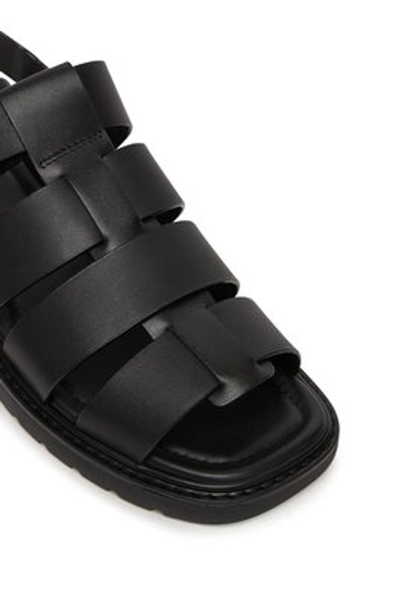 Calvin Klein Sandały Sq Molded Sndl Fisher Lth HW0HW02870 Czarny. Kolor: czarny. Materiał: skóra