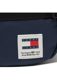 Tommy Jeans Plecak Tjm Daily + Sternum Backpack AM0AM11961 Granatowy. Kolor: niebieski. Materiał: skóra