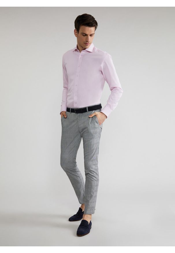 Pako Lorente - PAKO LORENTE – Koszula męska BODHI P000B-1X-508-R. Typ kołnierza: kołnierzyk włoski. Długość rękawa: długi rękaw. Długość: długie