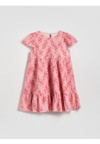 Reserved - Strukturalna sukienka - różowy. Kolor: różowy. Materiał: dzianina #1