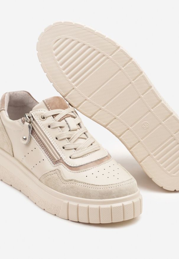 Born2be - Beżowe Sneakersy Skórzane z Ozdobnym Suwakiem Tillirella. Okazja: na co dzień. Zapięcie: sznurówki. Kolor: beżowy. Materiał: skóra
