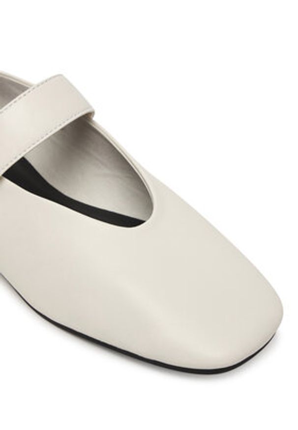 Tommy Jeans Baleriny Tjw Ballerina Buckle EN0EN03019 Biały. Kolor: biały. Materiał: skóra