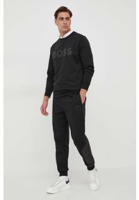 BOSS bluza bawełniana męska kolor czarny z aplikacją. Kolor: czarny. Materiał: bawełna. Wzór: aplikacja. Styl: klasyczny #4