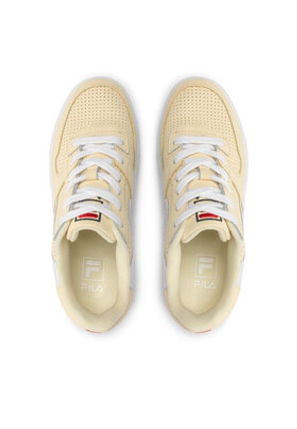 Fila Sneakersy Fxventuno Perfo Low Wmn FFW002.20002 Żółty. Kolor: żółty. Materiał: skóra