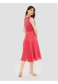 Swing Sukienka koktajlowa 5AF09900 Czerwony Regular Fit. Kolor: czerwony. Materiał: syntetyk. Styl: wizytowy #3