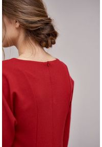 Marie Zélie - Sukienka Milena krepa wiskozowa malinowa czerwień. Kolor: czerwony, różowy, wielokolorowy. Materiał: wiskoza. Typ sukienki: proste #6