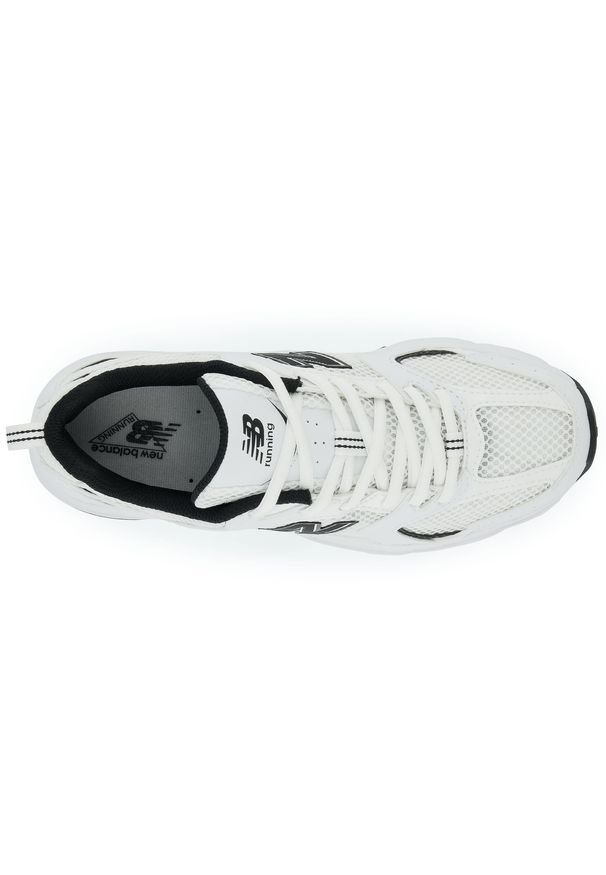 Buty unisex New Balance MR530EWB – białe. Okazja: na co dzień. Kolor: biały. Materiał: skóra, syntetyk, materiał. Szerokość cholewki: normalna. Sezon: lato