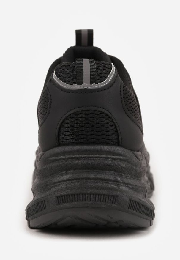 Renee - Czarne Sneakersy Vices na Platformie Ozdobione Tłoczeniem Natiselle. Okazja: na co dzień. Kolor: czarny. Materiał: jeans. Wzór: aplikacja. Obcas: na platformie
