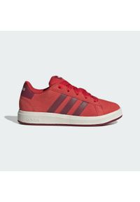 Adidas - Buty Grand Court 00s Kids. Kolor: czerwony, biały, wielokolorowy, czarny. Materiał: materiał. Sport: turystyka piesza